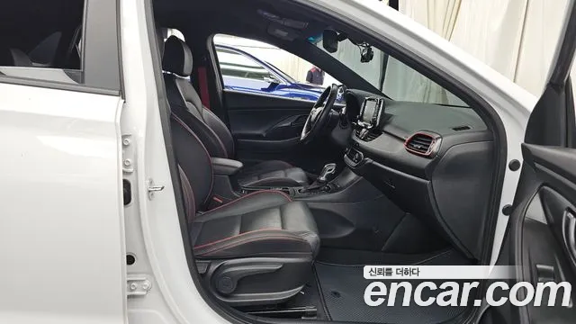 Hyundai i30 2019 thumb 9