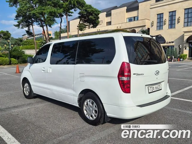 Hyundai Starex 2011 thumb 8