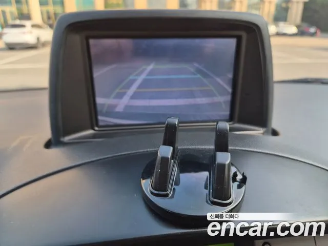Hyundai Starex 2011 thumb 6