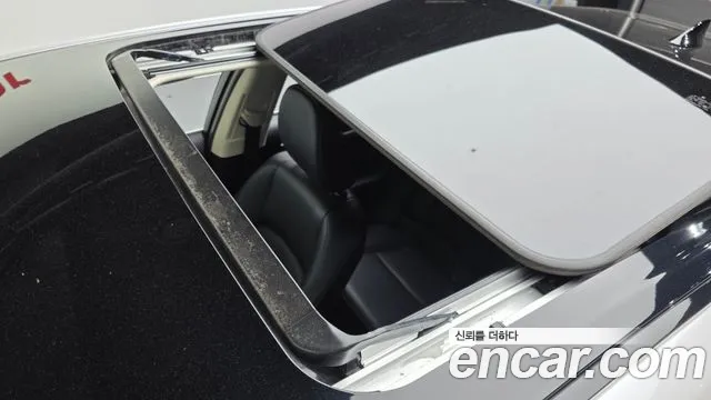 Lexus CT200h 2016 thumb 5