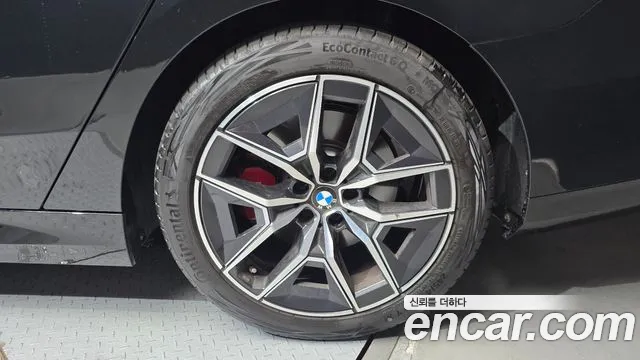 BMW 5 серии 2025 thumb 6