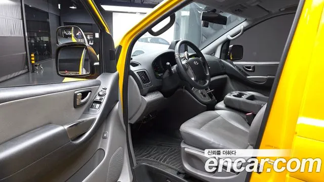 Hyundai Starex 2014 thumb 7