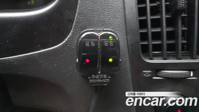 Hyundai Starex 2014 thumb 11