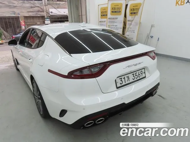 Kia Stinger 2019 thumb 6