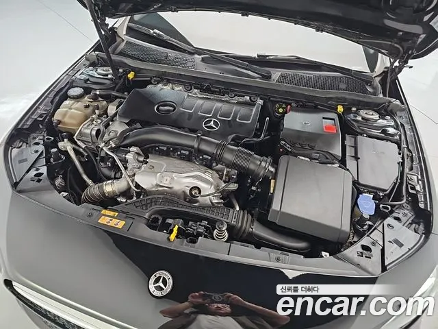 Mercedes-Benz A-Класс 2020 thumb 3