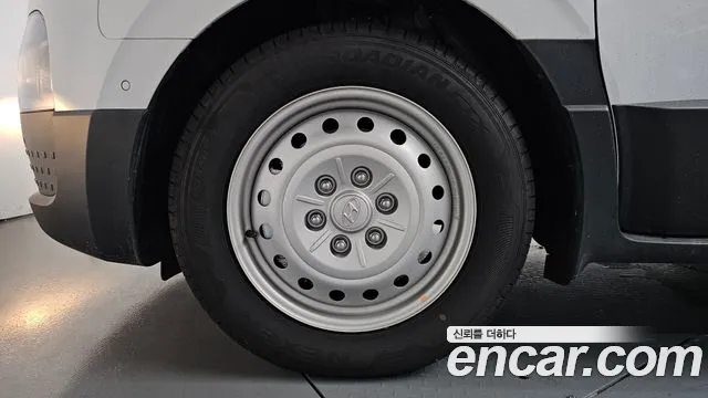Hyundai Staria 2026 thumb 6