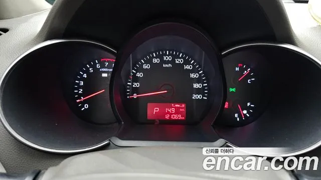 Kia Morning 2015 thumb 10