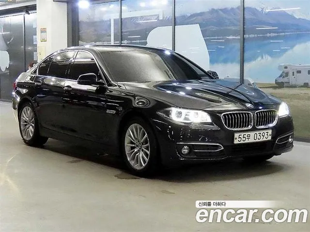 BMW 5-Series 2016 thumb 7