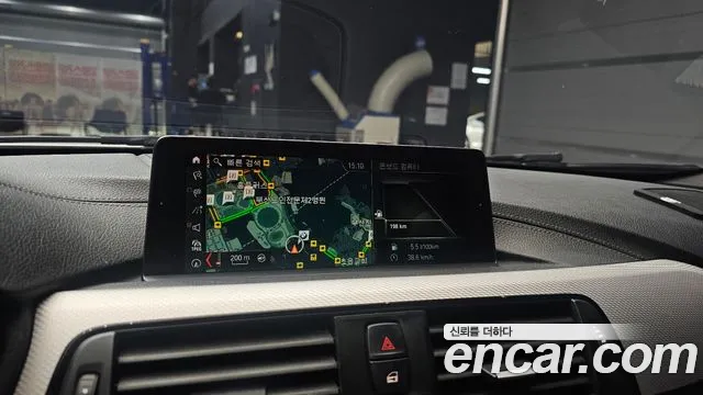 BMW 3 серии 2018 thumb 5