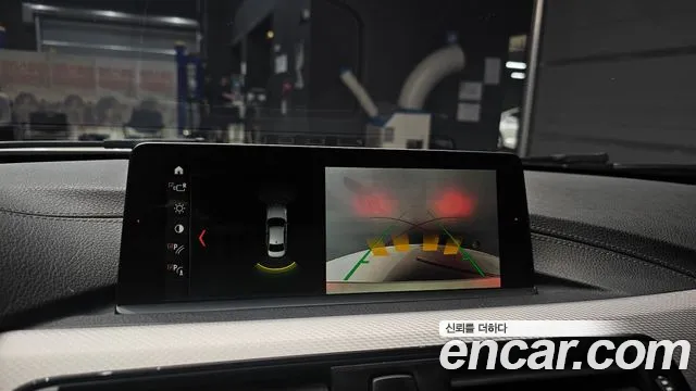 BMW 3 серии 2018 thumb 3