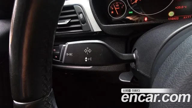 BMW 3 серии 2018 thumb 6