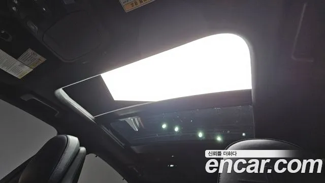 Lincoln Continental 2019 thumb 2