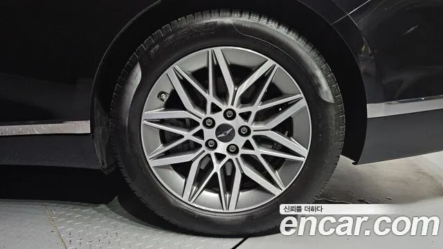 Genesis G80 2024 thumb 8
