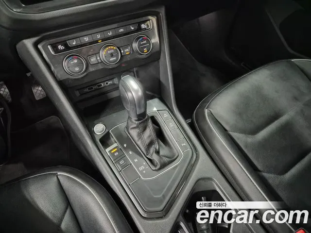 Volkswagen Tiguan 2020 thumb 4