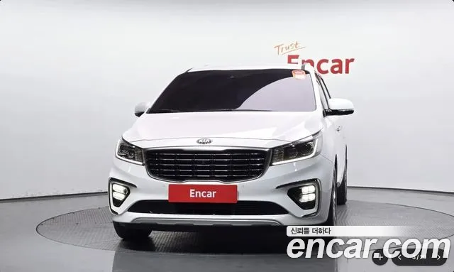 Kia Carnival 2018 thumb 9