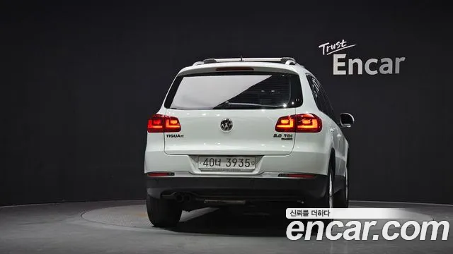 Volkswagen Tiguan 2014 thumb 3