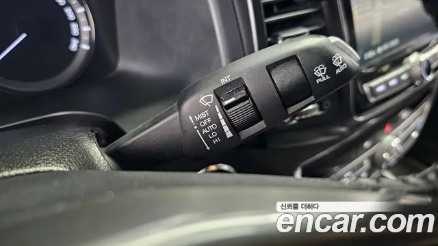 KG_Mobility_Ssangyong Rexton 2020 thumb 8