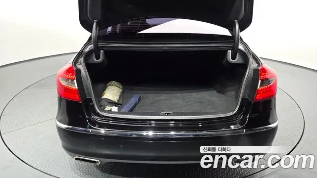 Hyundai Genesis 2011 thumb 8