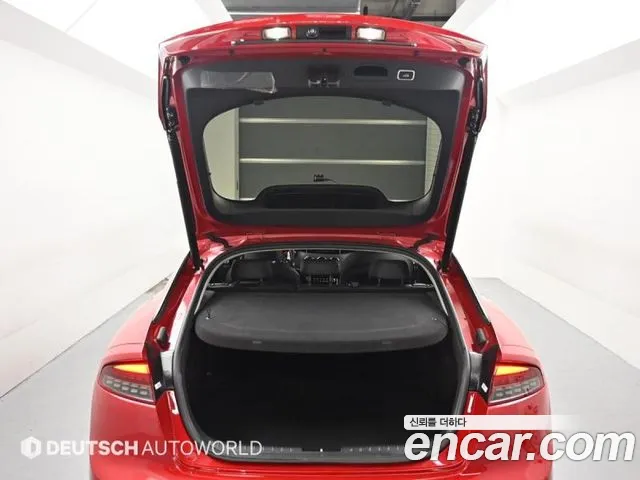Kia Stinger 2021 thumb 2