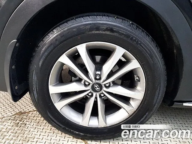 Hyundai Santa Fe 2015 thumb 7