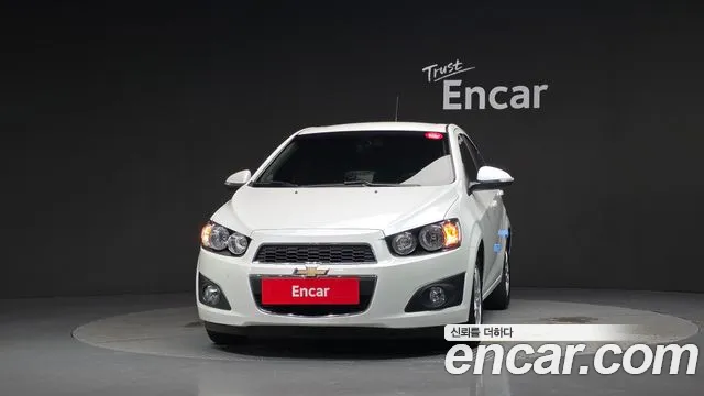 Chevrolet Aveo 2015 thumb 10