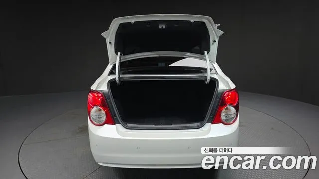 Chevrolet Aveo 2015 thumb 4