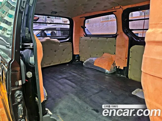 Hyundai Starex 2015 thumb 9