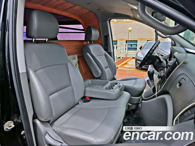Hyundai Starex 2015 thumb 7