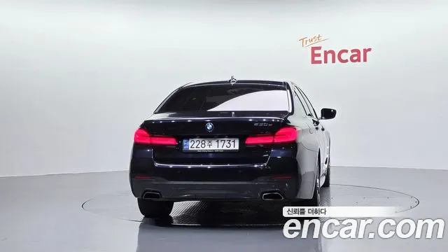 BMW 5 серии 2021 thumb 10