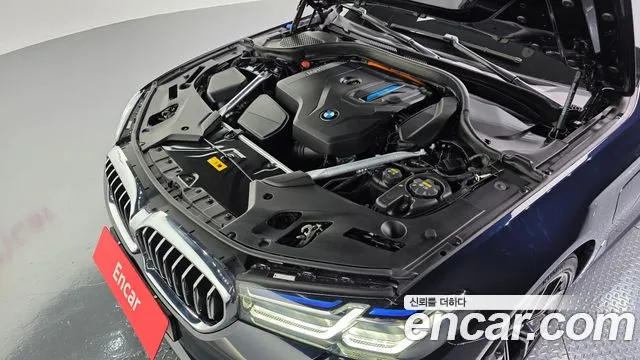 BMW 5 серии 2021 thumb 6
