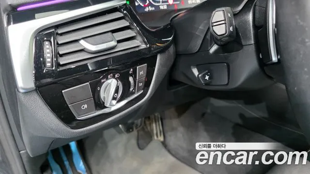 BMW 5 серии 2021 thumb 7
