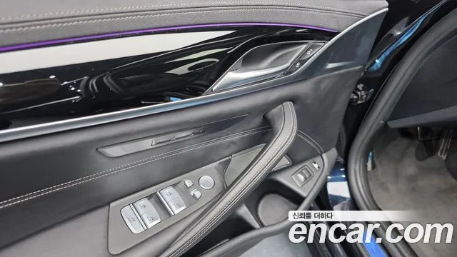 BMW 5 серии 2021 thumb 9