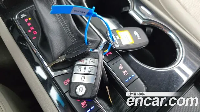 Kia Carnival 2018 thumb 9