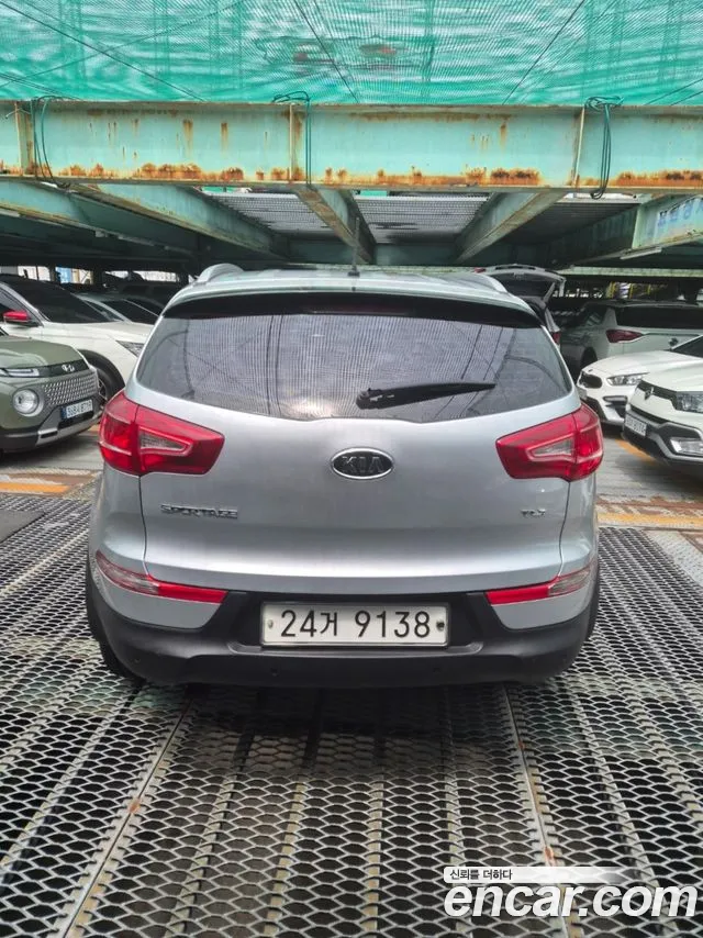 Kia Sportage 2011 thumb 7
