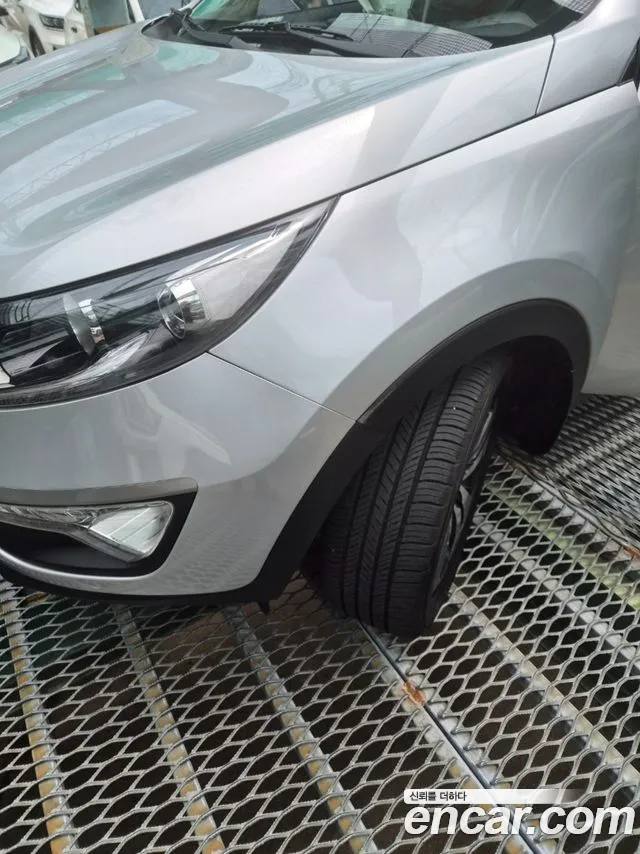 Kia Sportage 2011 thumb 2
