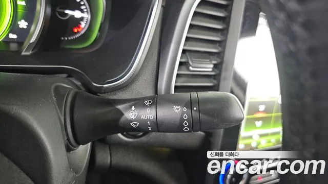 Renault Megane 2019 thumb 2