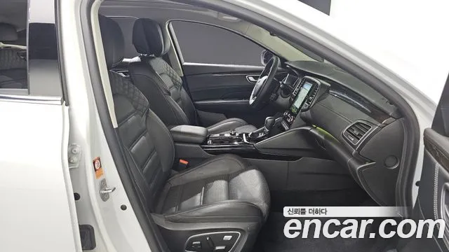 Renault Megane 2019 thumb 8