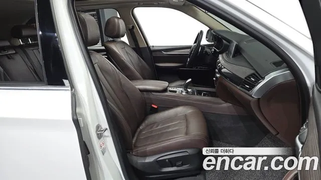 BMW X5 2018 thumb 8