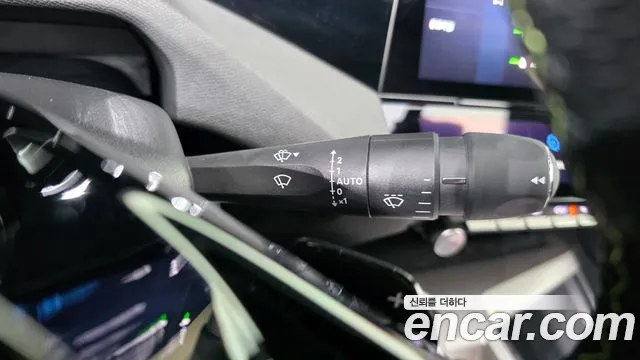 Peugeot 408 2025 thumb 4