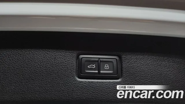 Audi SQ7 2023 thumb 12