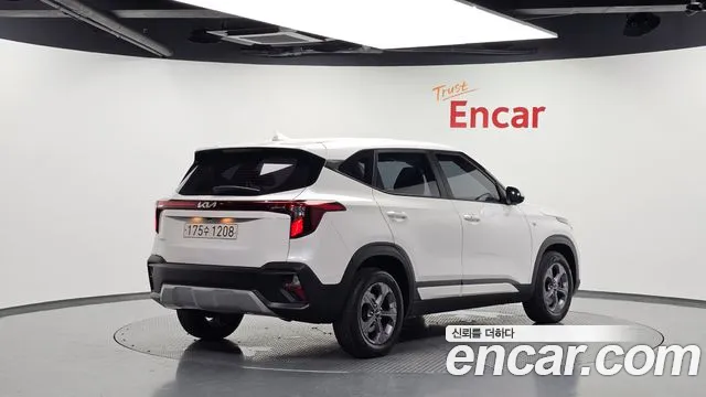 Kia Seltos 2022 thumb 3