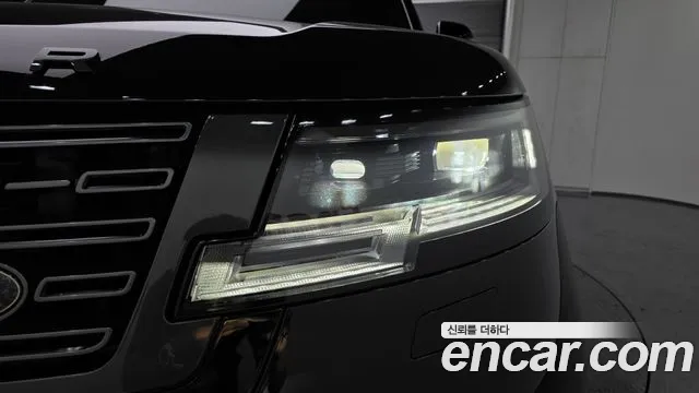 Land Rover Range Rover 2024 thumb 11