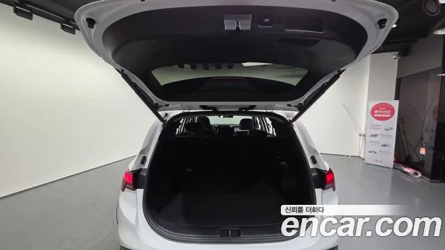 Hyundai Santa Fe 2023 thumb 8