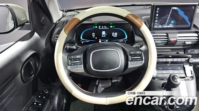 Hyundai Casper 2021 thumb 2