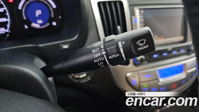 Hyundai Avante 2010 thumb 8