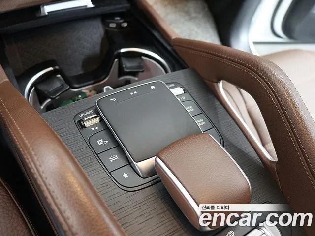 Mercedes-Benz GLS 2024 thumb 5