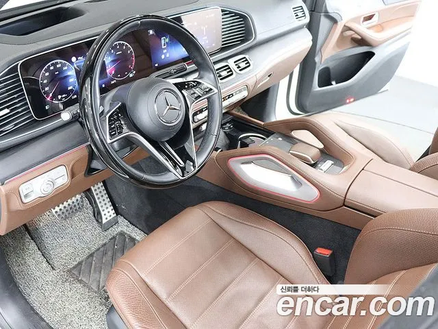 Mercedes-Benz GLS 2024 thumb 9