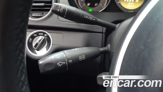 Mercedes-Benz C-Класс 2011 thumb 3