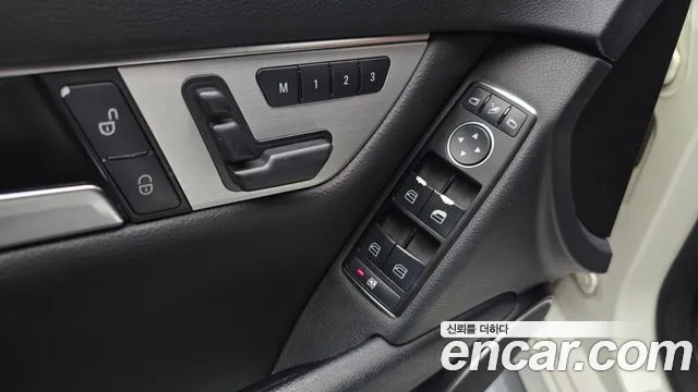 Mercedes-Benz C-Класс 2011 thumb 9