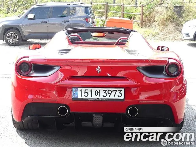 Ferrari 488 2019 thumb 4